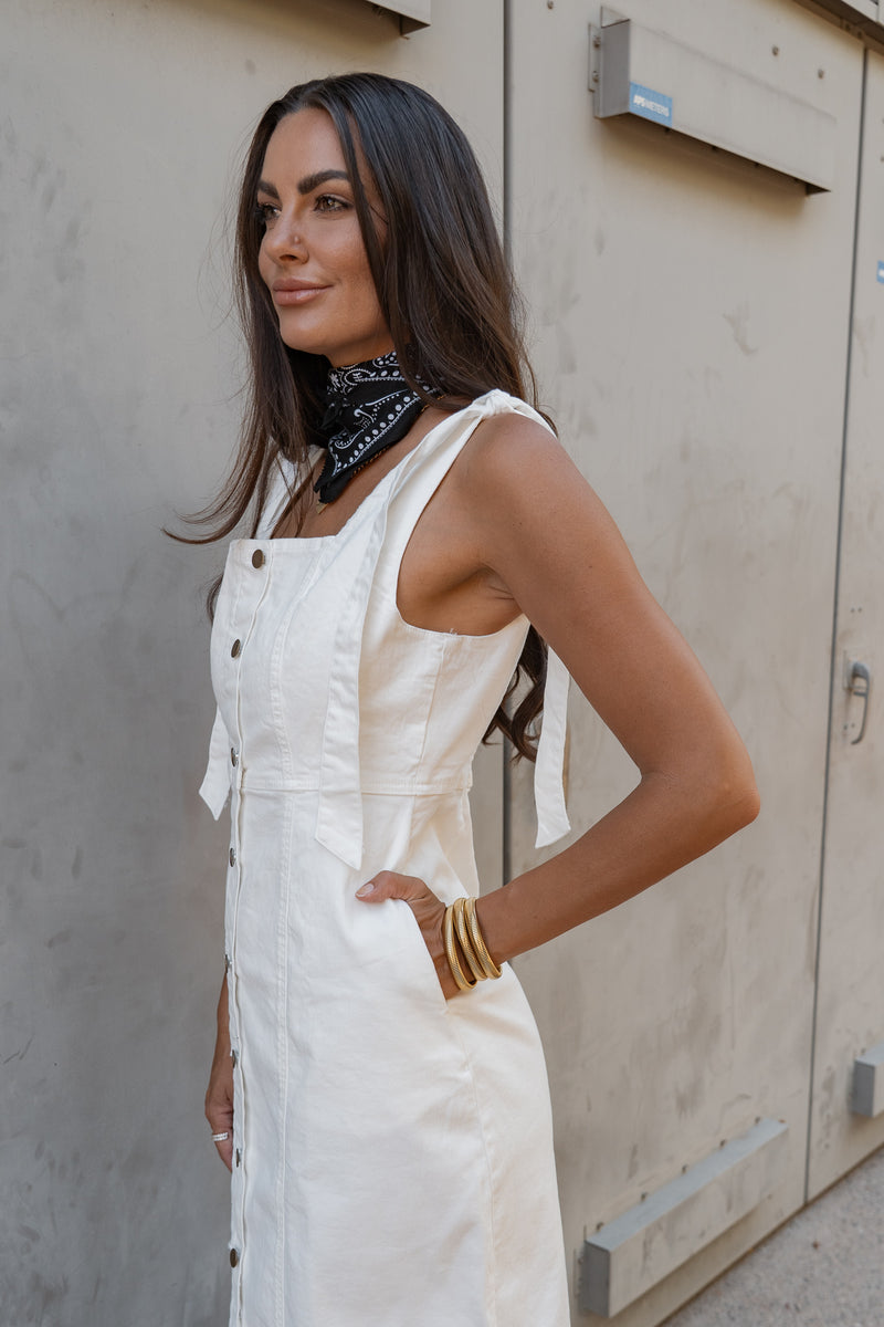 Country Flare White Denim Dress M Country Flare White Denim Dress M