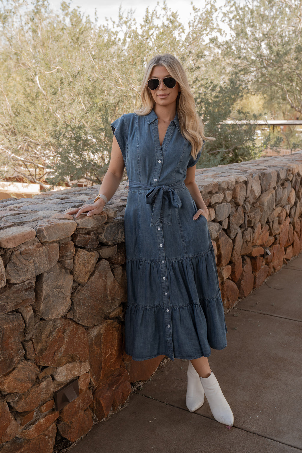 izzy denim shirt dress Country Flare White Denim Dress M